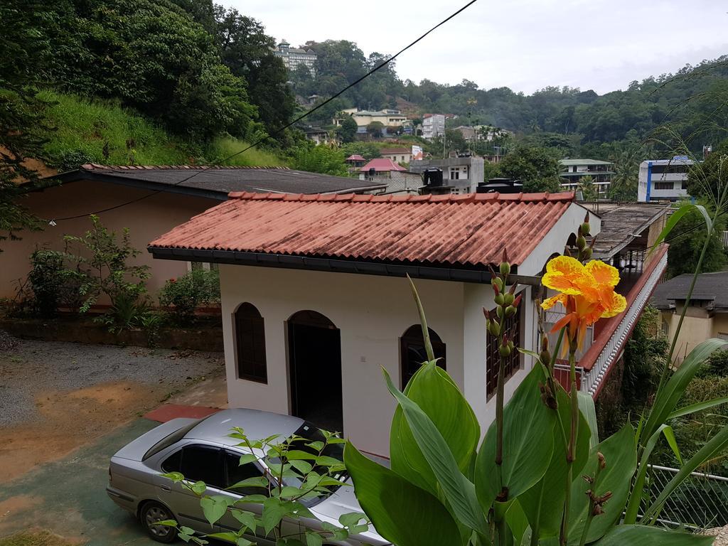 Lodge In 611 Kandy Exteriér fotografie