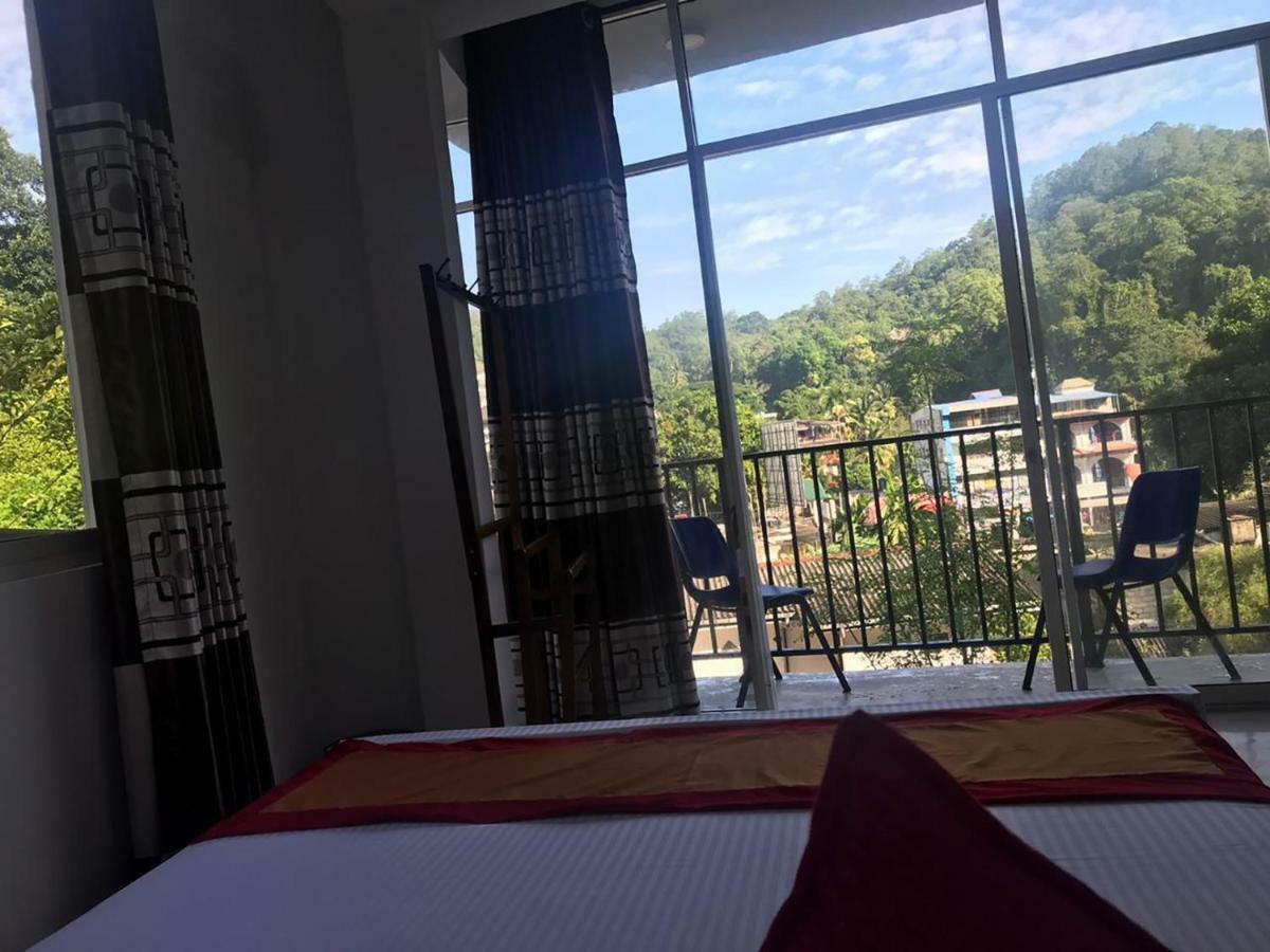 Lodge In 611 Kandy Exteriér fotografie